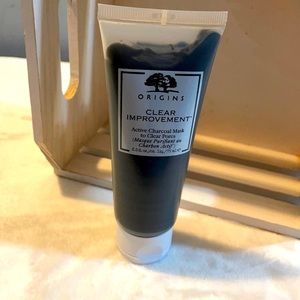 Travel friendly size Active Charcoal Mask!👍